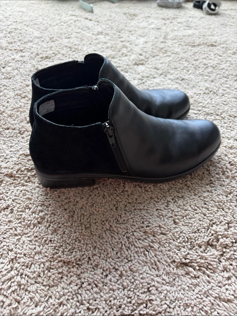 Naot Black Leather and suede Ankle Booties - Classic Zip Detail size 40 European
